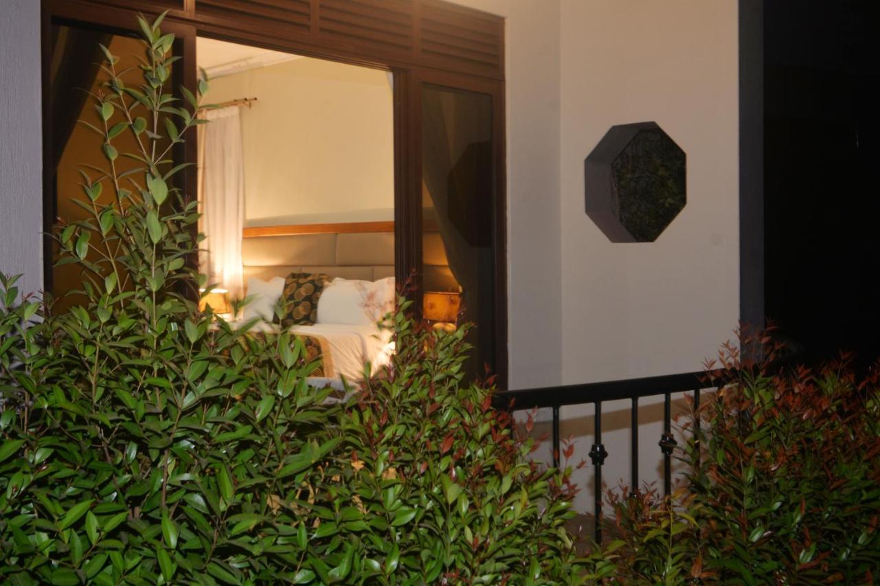 Akasu Bed And Breakfast Kampala Dış mekan fotoğraf