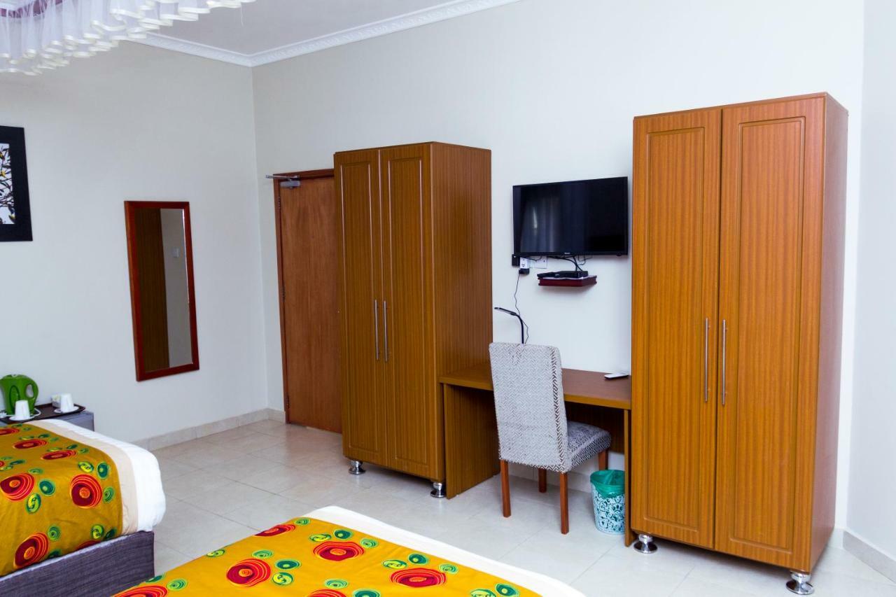 Akasu Bed And Breakfast Kampala Dış mekan fotoğraf
