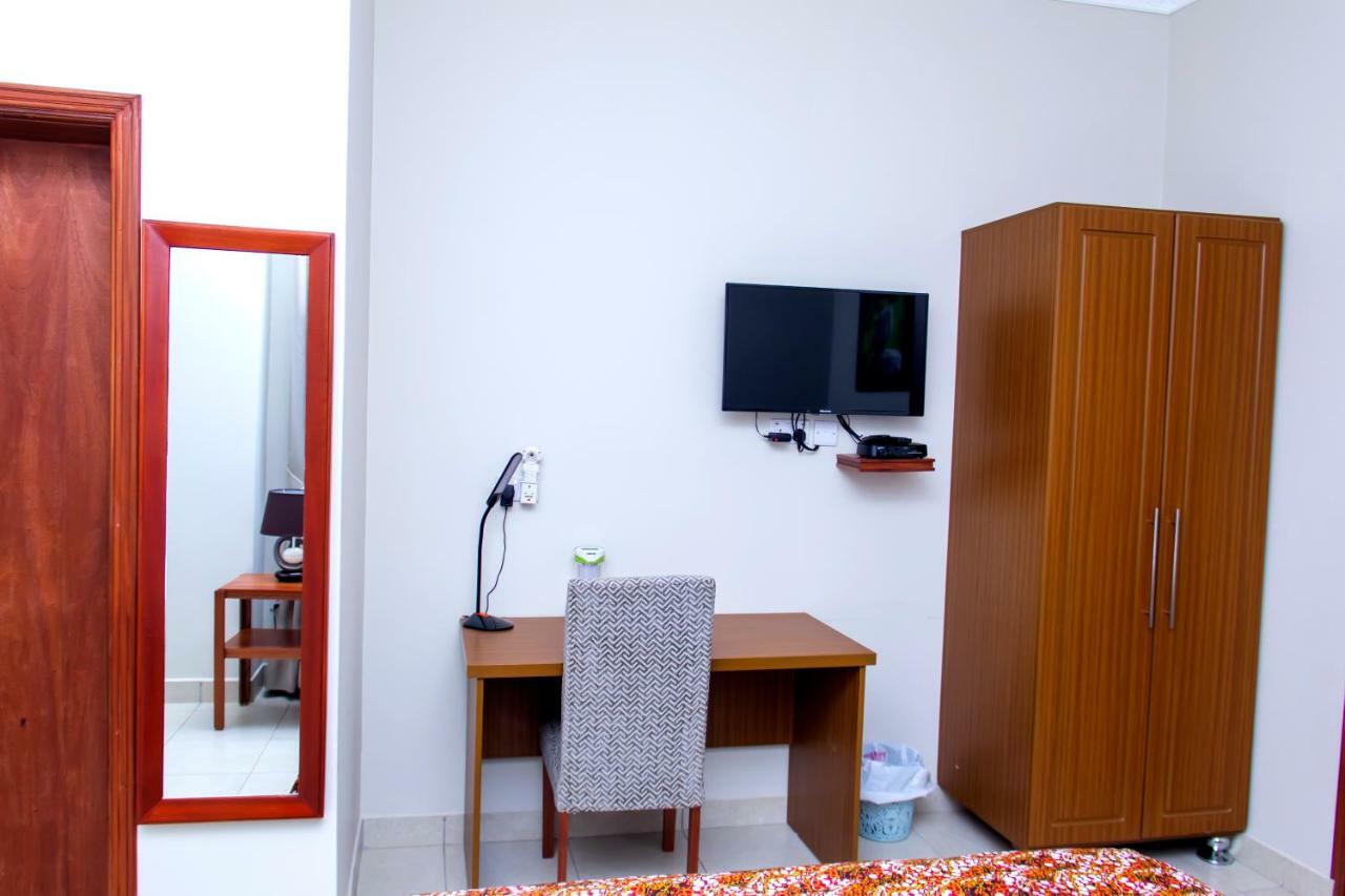 Akasu Bed And Breakfast Kampala Dış mekan fotoğraf