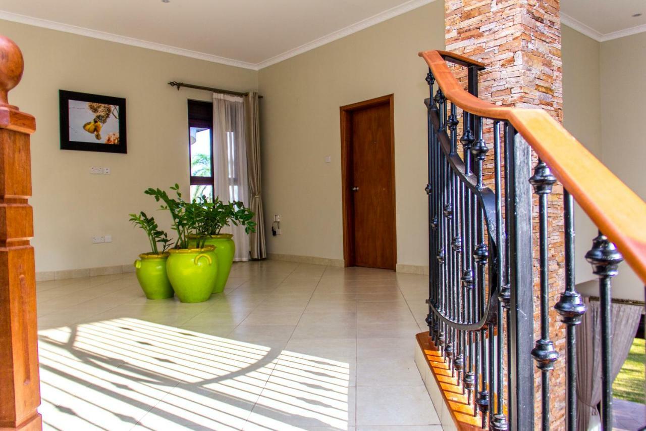 Akasu Bed And Breakfast Kampala Dış mekan fotoğraf