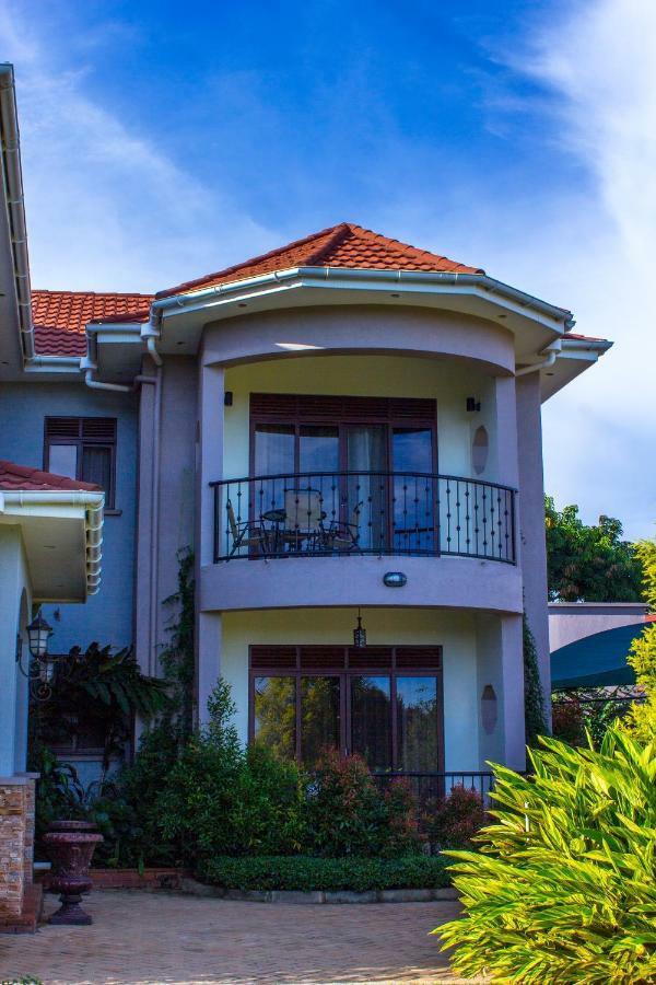 Akasu Bed And Breakfast Kampala Dış mekan fotoğraf